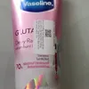 Video đánh giá Sữa Dưỡng Thể Vaseline 70X Màu Hồng 300ml (Hàng nhập khẩu có tem phụ) - Phiên Bản Mới