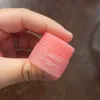 Video đánh giá Mặt Nạ Ngủ Môi Laneige Mini 3g Hương Quả Mọng - Phiên Bản Trung